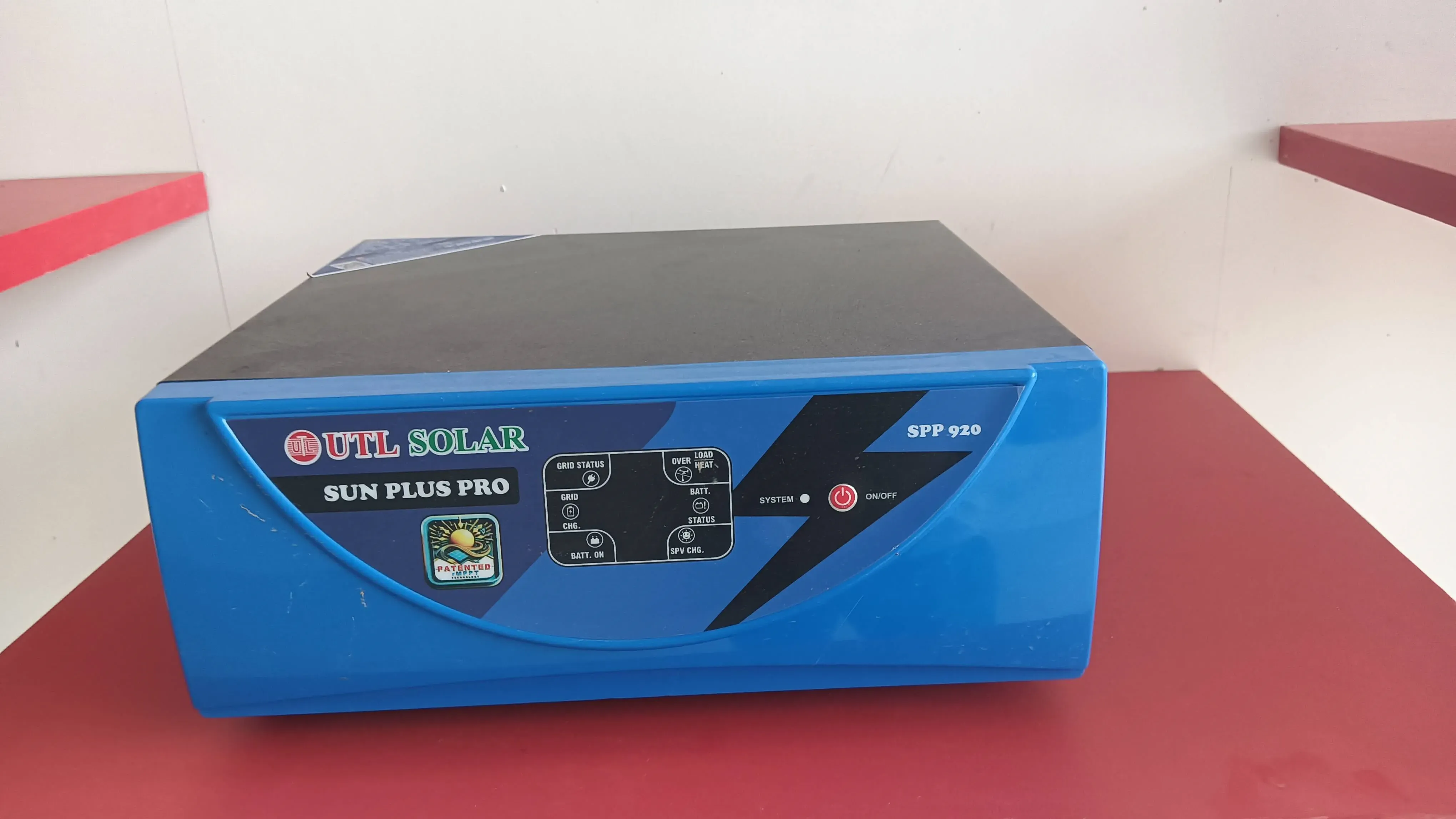 UTL Solar Sun Plus Pro SPP 920 Solar UPS / Inverter